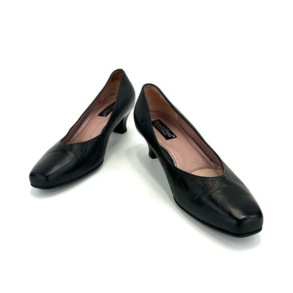 BeautiFeel Kitten Heel Pump Size 7.5 Black Leather Cushioned Antislip Almond Toe - Picture 10 of 16